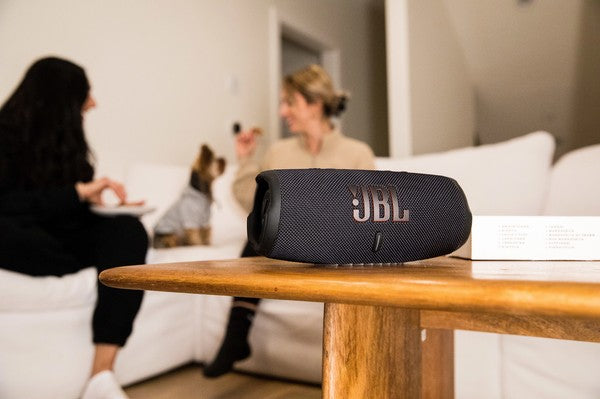 parlante jbl charger 5  1.1                  ¡Promoción especial! Quedan pocas unidades. ¡Disfrutar!